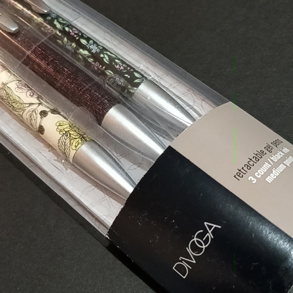 Divoga 3 Count Retractable Gel Pen Medium Point - Picture 2 of 5
